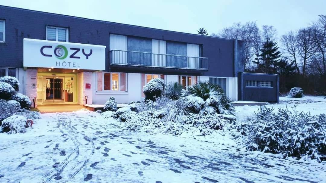 Cozy Hotel Logis Morlaix Plouigneau Exterior foto