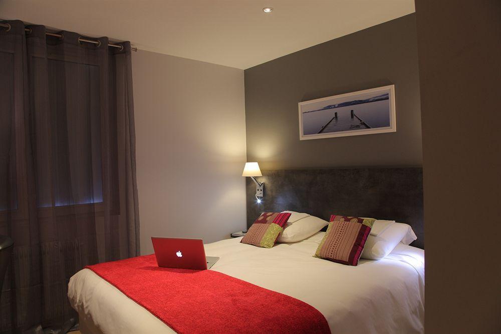Cozy Hotel Logis Morlaix Plouigneau Exterior foto