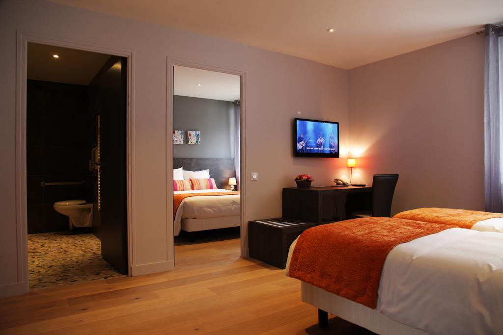 Cozy Hotel Logis Morlaix Plouigneau Exterior foto